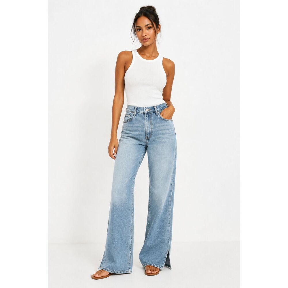 Grey Lab Women's Size 28 Slit Hem Wide Leg High Rise Light Wash Jeans